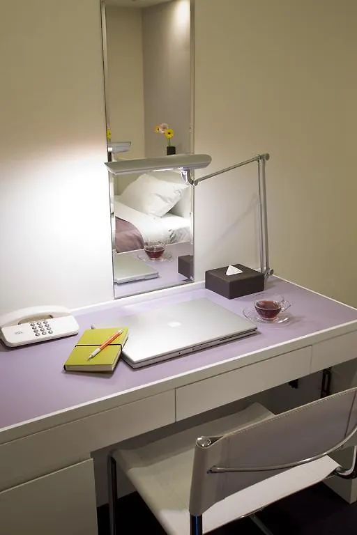Nesthotel Alt Meguro Ekimae Токио 2*,